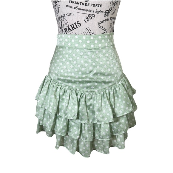 Zara Dresses & Skirts - Zara Womens Green Ligth White Hem Mini Skort zip polka dots